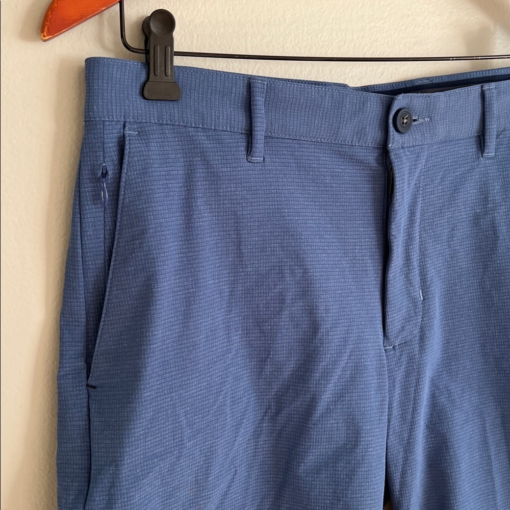 Tommy Bahama Classic Blue Flat Front Shorts 32 Waist - Picture 3 of 8